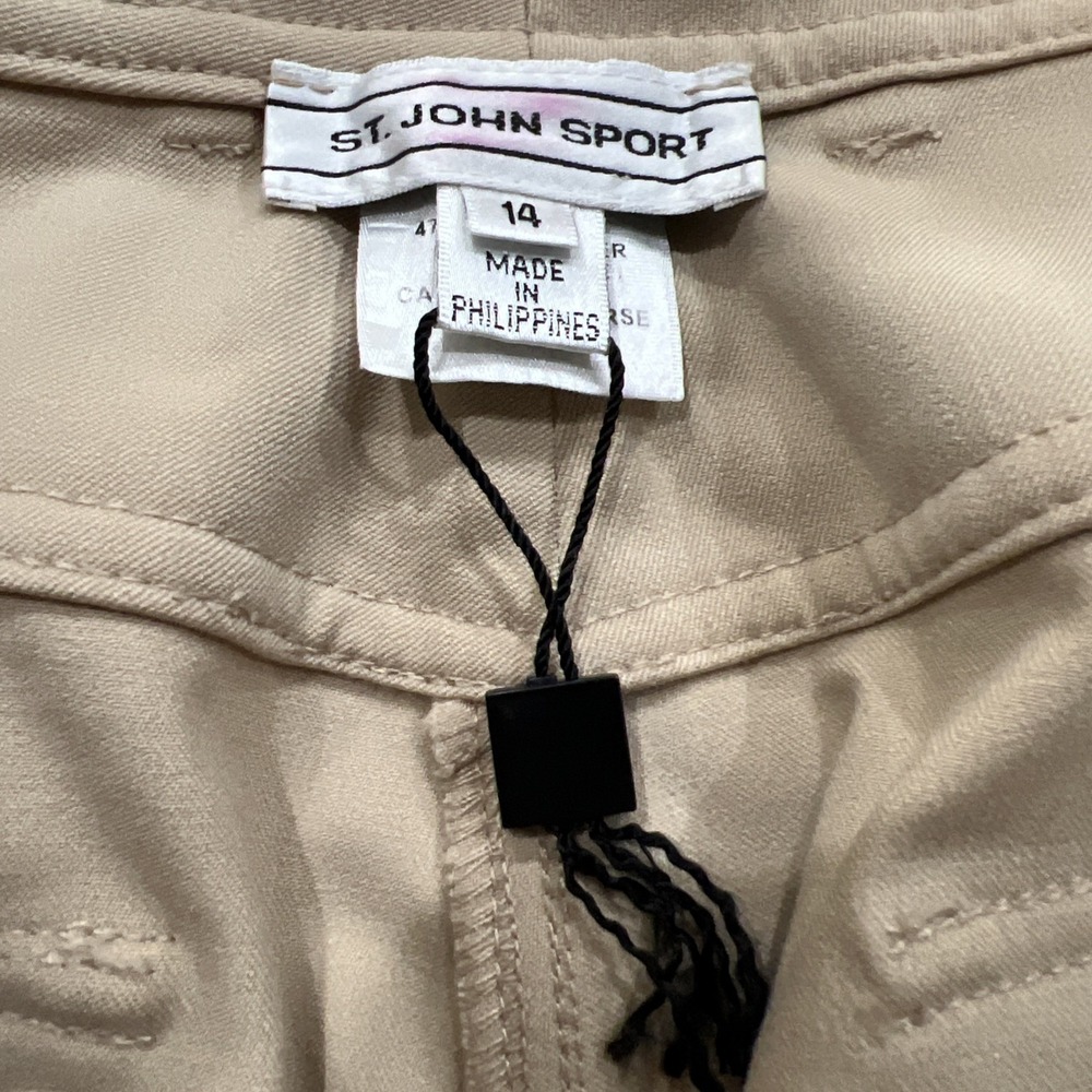 St. John Sport Women's TAN Elevated Cargo Capri Pants Cotton Stretchy SZ 14 - Picture 7 of 9